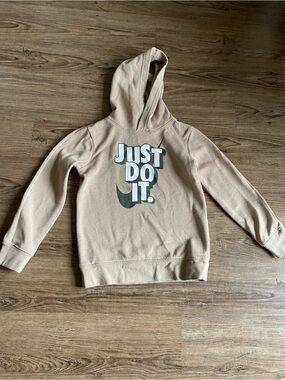 Nike boys tan & green hoodie